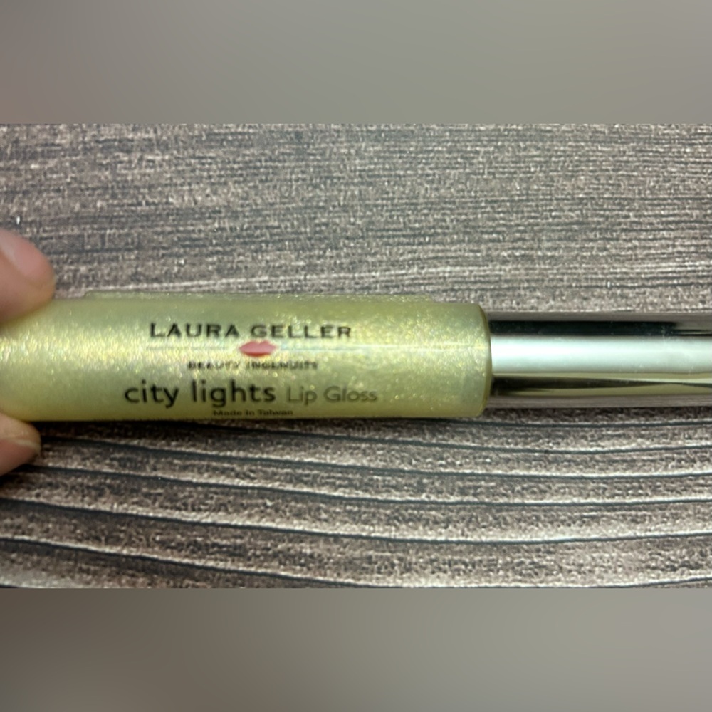 Laura Geller City Lights Lip Gloss - Sparkling Gold